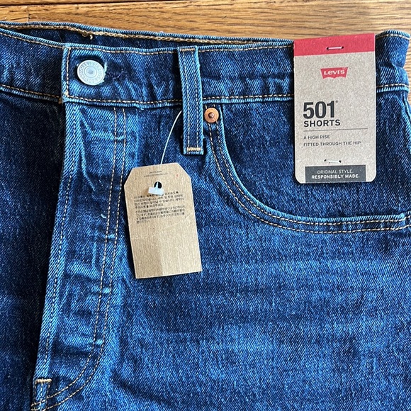Levi’s 501 original shorts - new with tags! - Picture 6 of 7